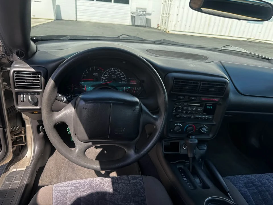 2001 Chevrolet Camaro 4th Gen - Image 7 of 10