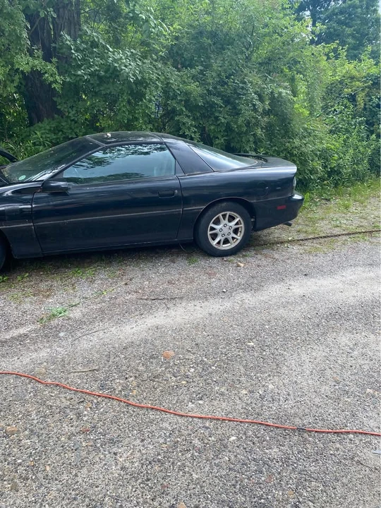 2001 Chevrolet Camaro 4th Gen - Image 9 of 15