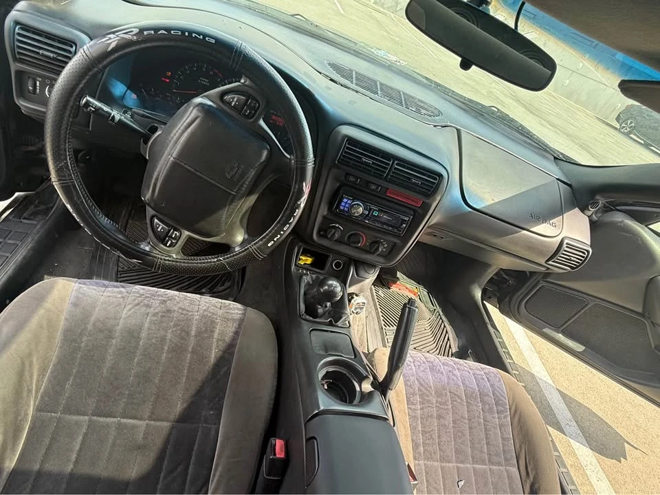 2001 Chevrolet Camaro 4th Gen - Image 6 of 8