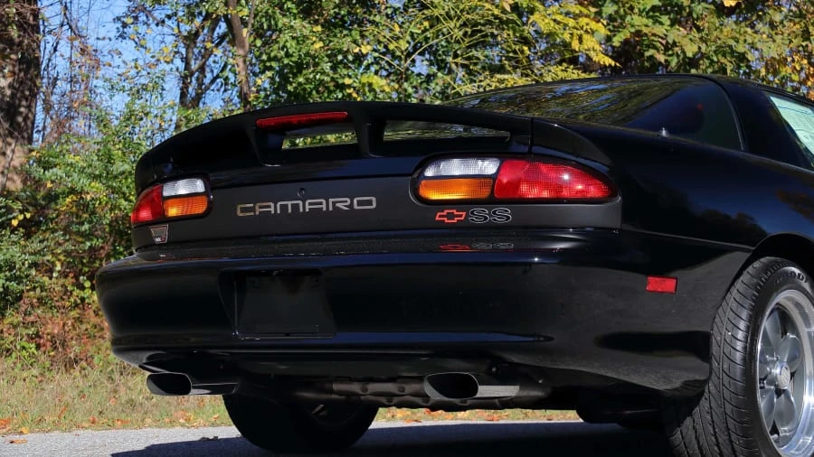2001 Chevrolet Camaro SS 4th Gen - Image 24 of 29