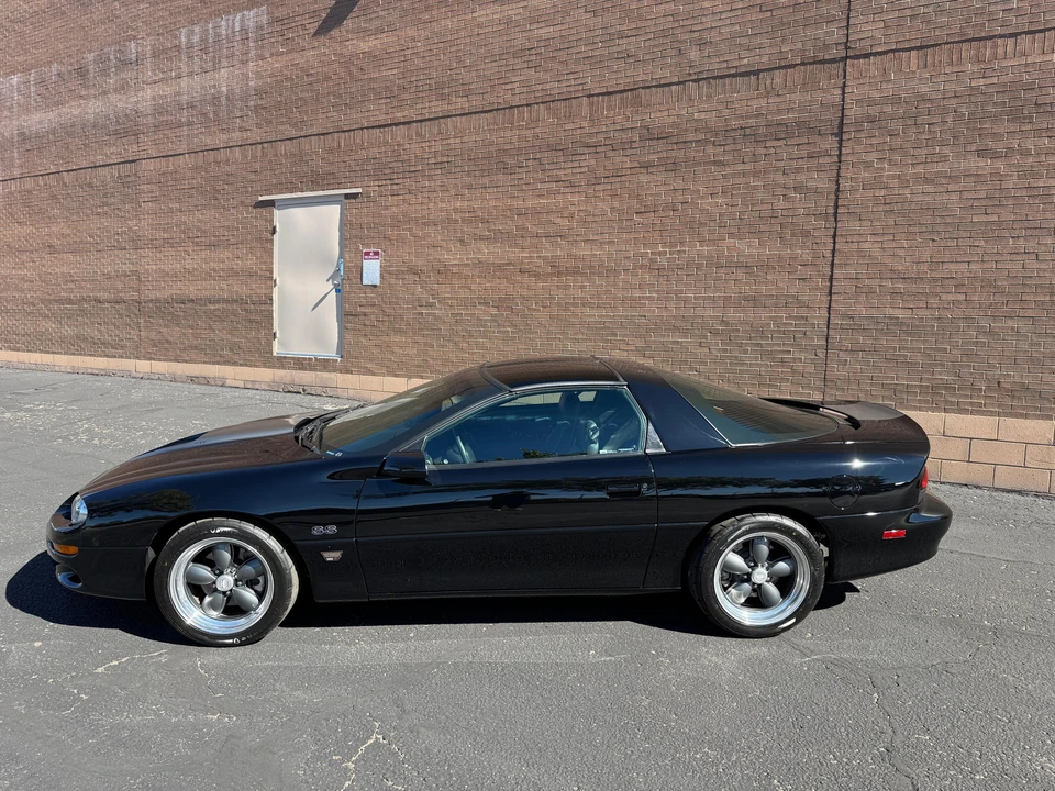 2001 Chevrolet Camaro SS 4th Gen - Image 6 of 31