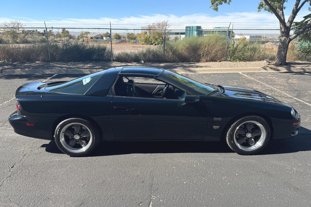 2001 Chevrolet Camaro SS 4th Gen - Image 3 of 31