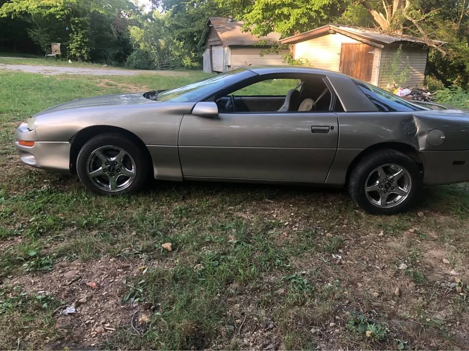 2001 Chevrolet Camaro 4th Gen - Image 2 of 7