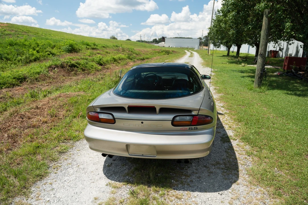 2001 Chevrolet Camaro SS 4th Gen - Image 21 of 31