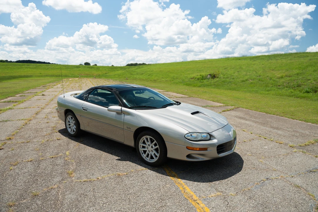 2001 Chevrolet Camaro SS 4th Gen - Image 17 of 31