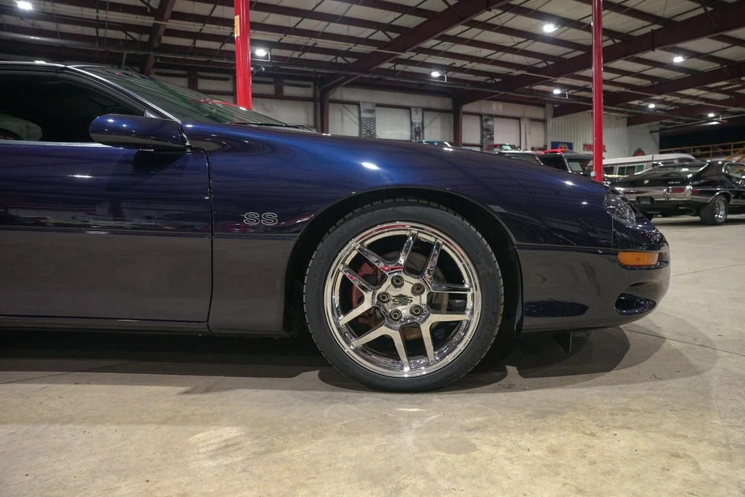 2001 Chevrolet Camaro SS 4th Gen - Image 11 of 31
