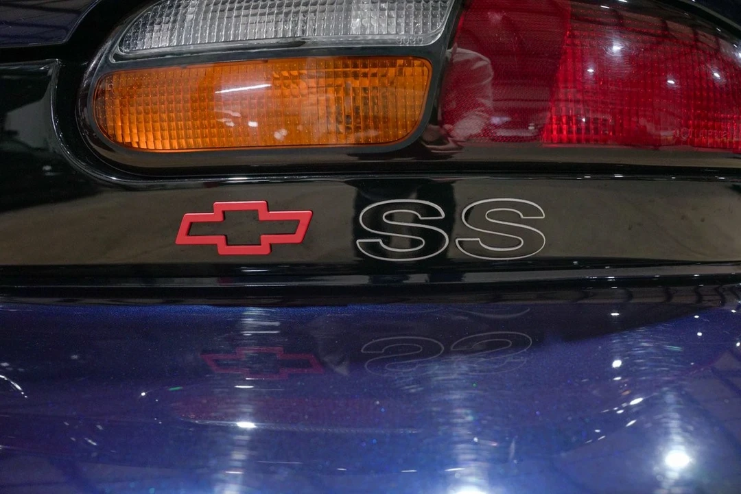 2001 Chevrolet Camaro SS 4th Gen - Image 27 of 31