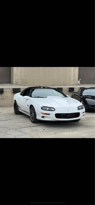2001 Chevrolet Camaro SS 4th Gen - Image 2 of 4