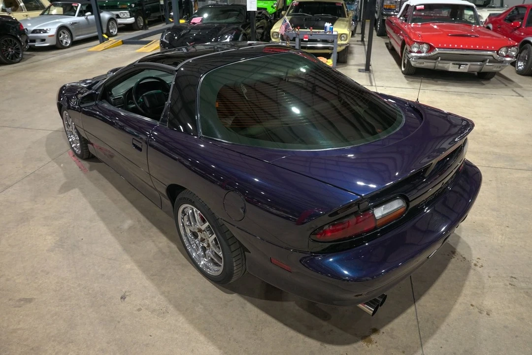 2001 Chevrolet Camaro SS 4th Gen - Image 16 of 21