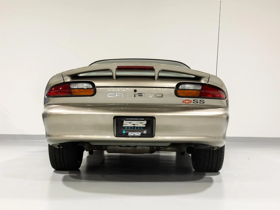 2001 Chevrolet Camaro SS 4th Gen - Image 20 of 31