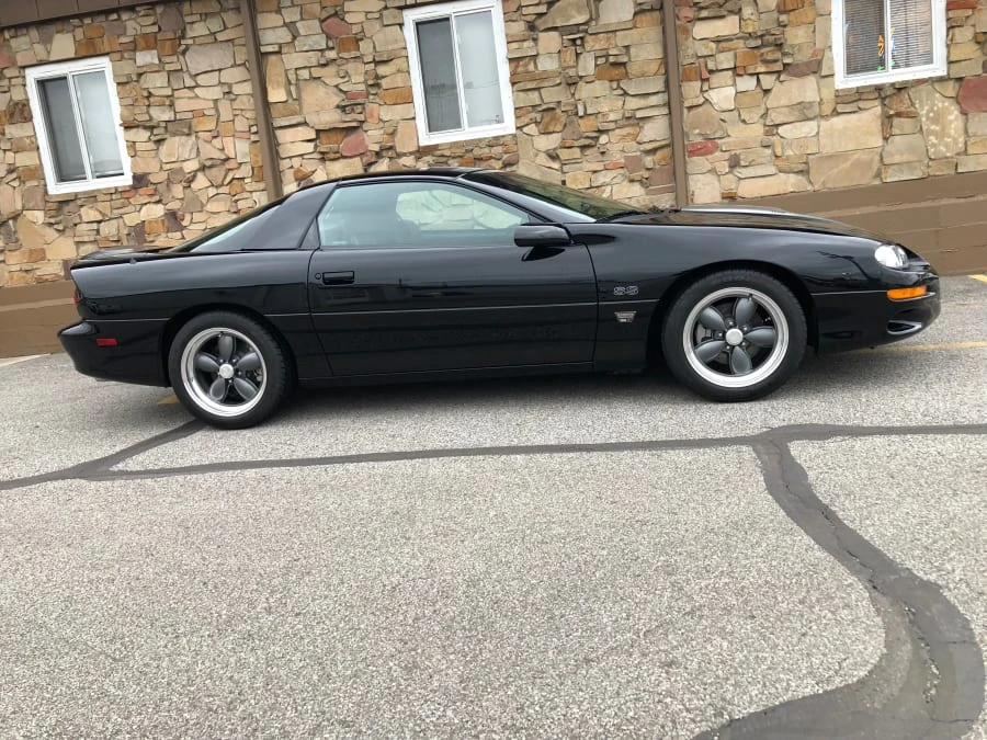 2001 Chevrolet Camaro SS 4th Gen - Image 2 of 5