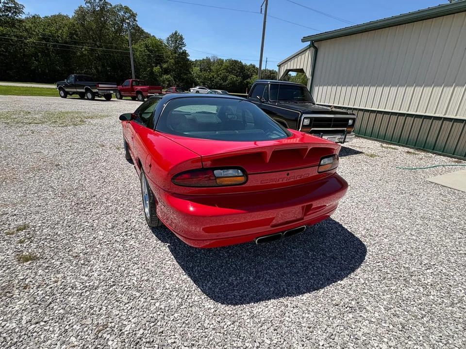 2001 Chevrolet Camaro SS 4th Gen - Image 8 of 31