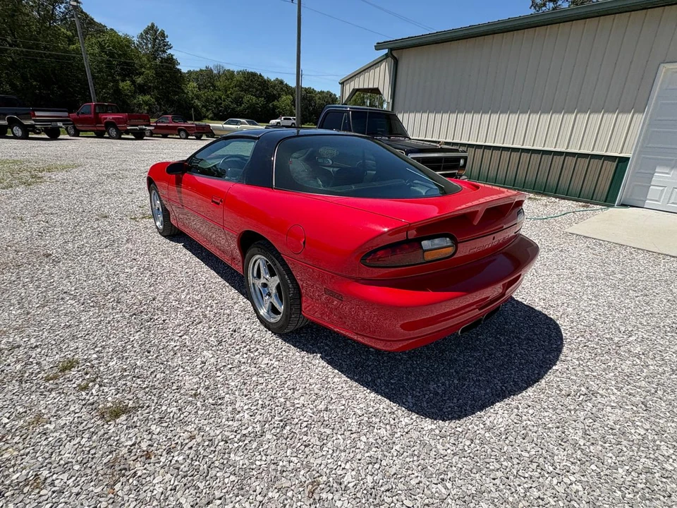 2001 Chevrolet Camaro SS 4th Gen - Image 9 of 31