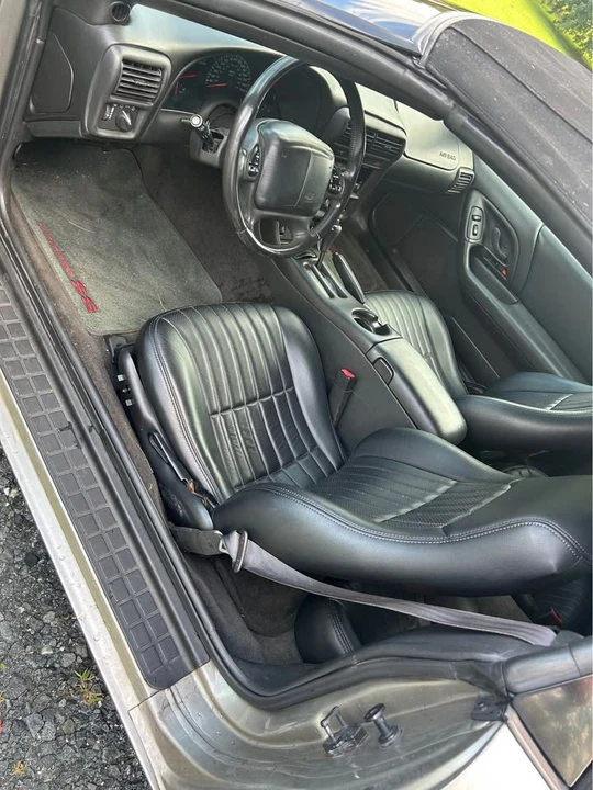 2001 Chevrolet Camaro SS 4th Gen - Image 6 of 8