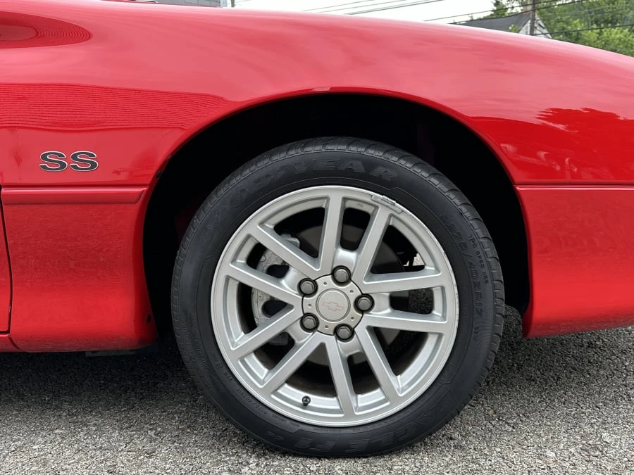 2001 Chevrolet Camaro SS 4th Gen - Image 13 of 31