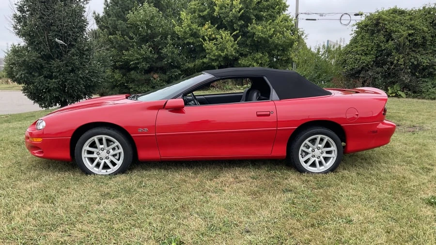 2001 Chevrolet Camaro SS 4th Gen - Image 5 of 17