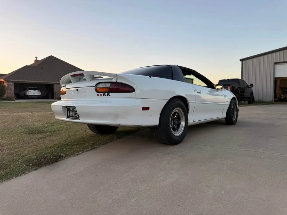2001 Chevrolet Camaro SS 4th Gen - Image 6 of 13