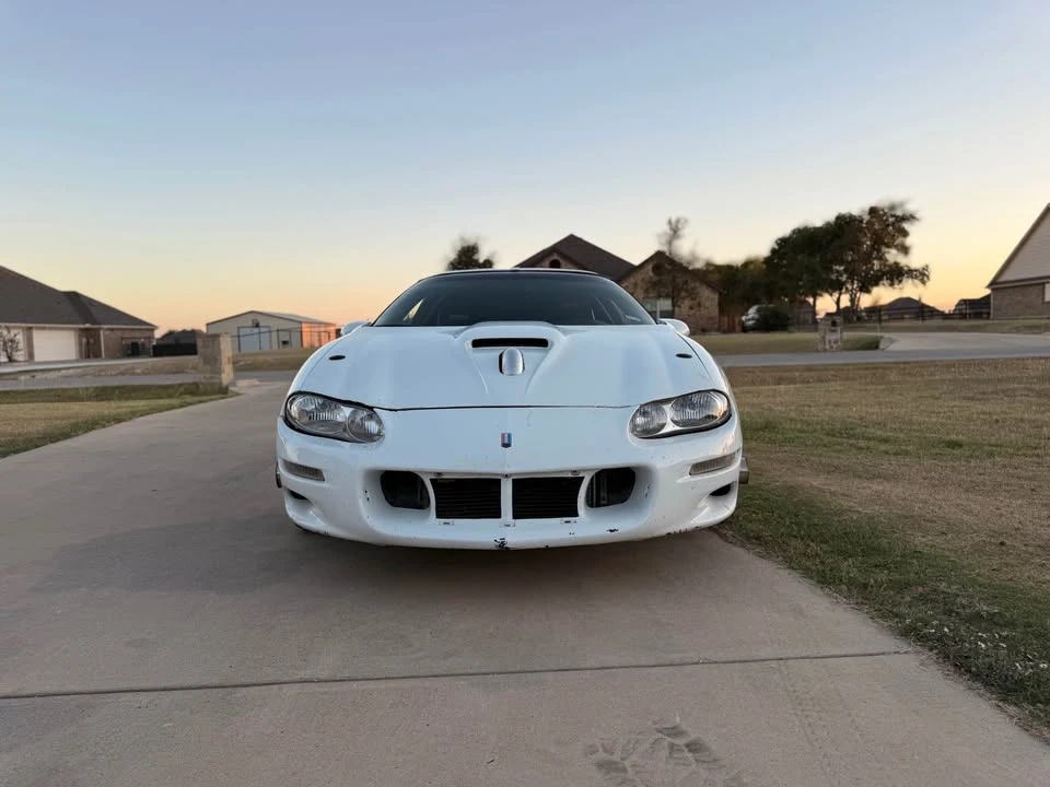 2001 Chevrolet Camaro SS 4th Gen - Image 2 of 13