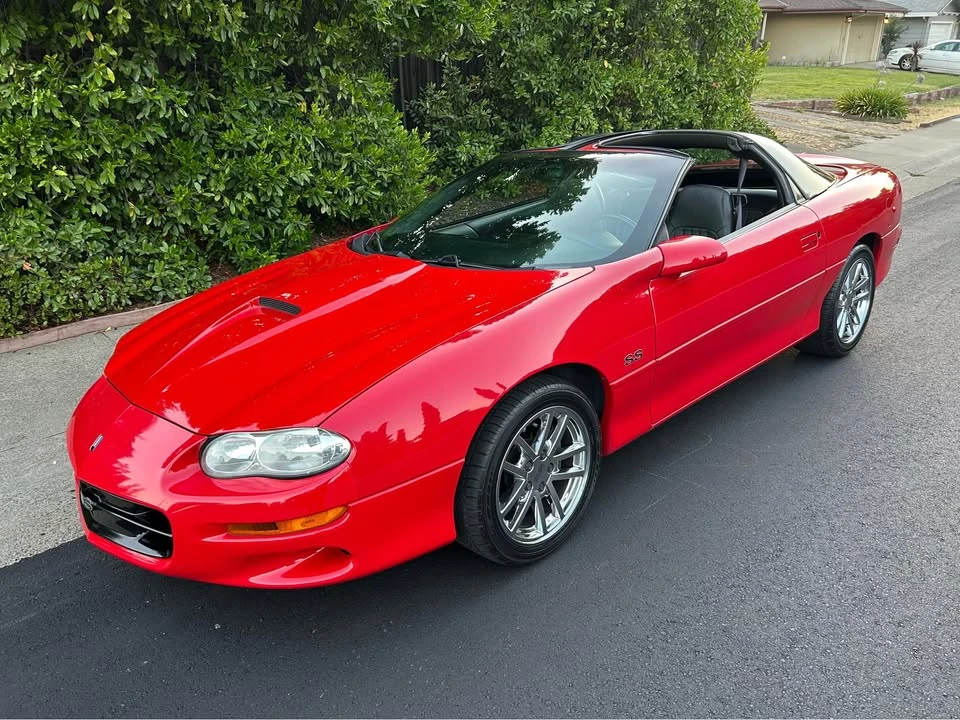 2001 Chevrolet Camaro SS 4th Gen - Image 2 of 18