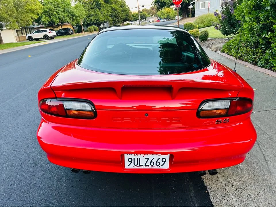 2001 Chevrolet Camaro SS 4th Gen - Image 10 of 18