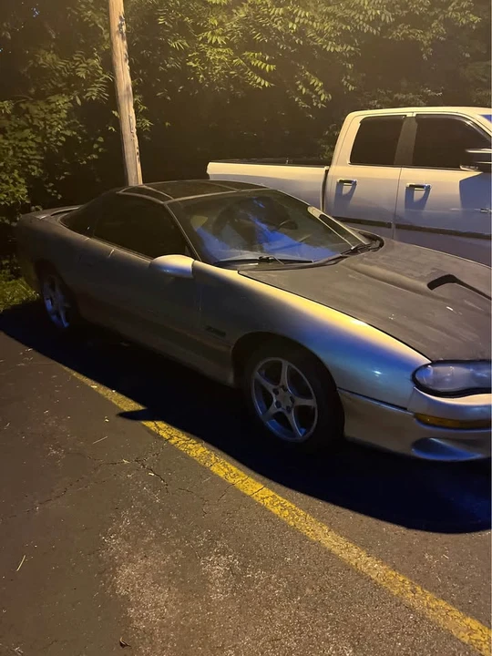 2001 Chevrolet Camaro SS 4th Gen - Image 2 of 7
