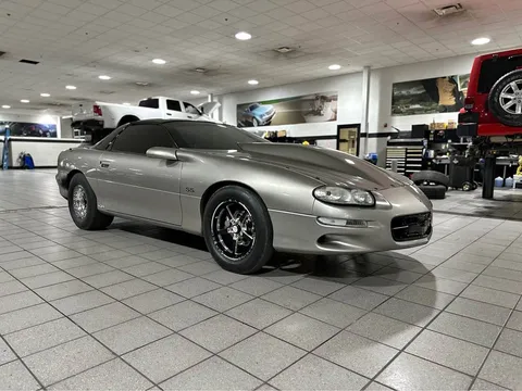 2001 Chevrolet Camaro SS Coupe 2D