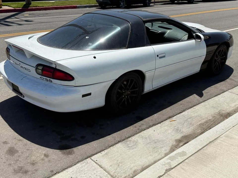 2001 Chevrolet Camaro SS 4th Gen - Image 2 of 6