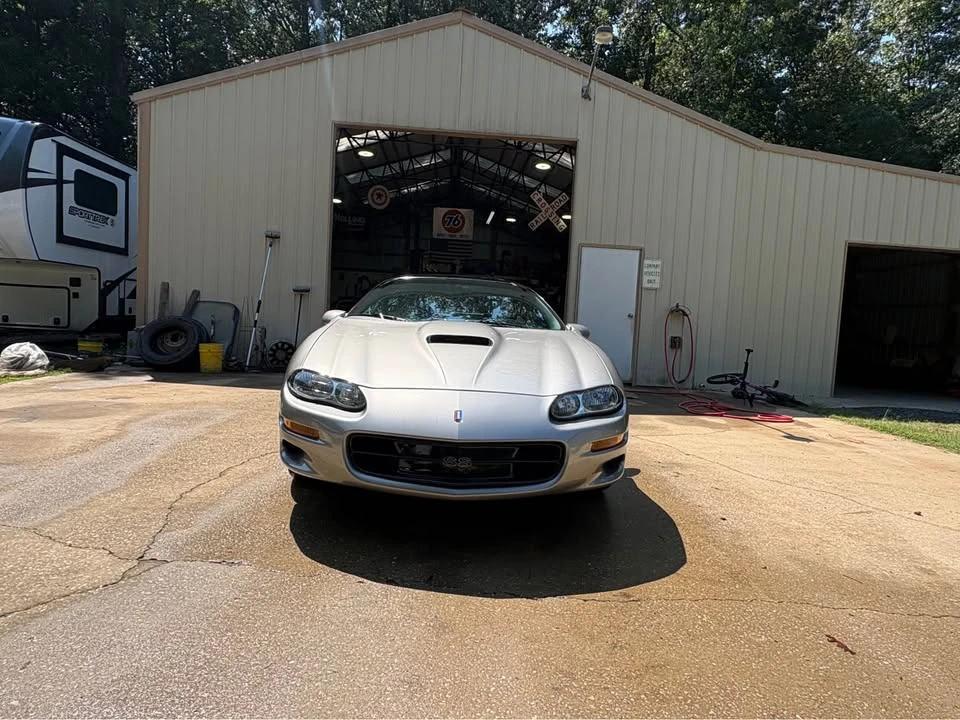 2001 Chevrolet Camaro SS 4th Gen - Image 2 of 10