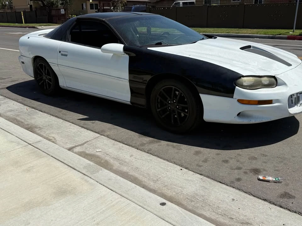 2001 Chevrolet Camaro SS 4th Gen - Image 3 of 6