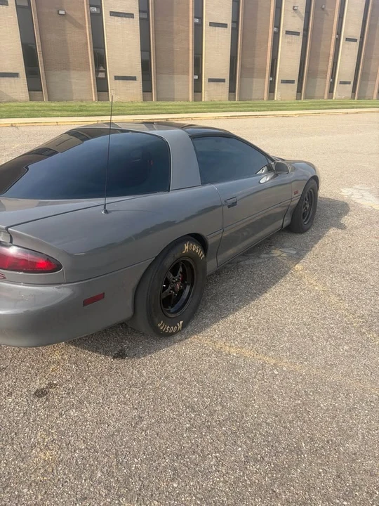 2001 Chevrolet Camaro SS 4th Gen - Image 3 of 8