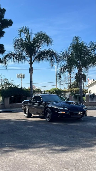 2001 Chevrolet Camaro SS 4th Gen - Image 2 of 4