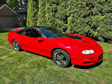 2001 Chevrolet Camaro SS Coupe 2D