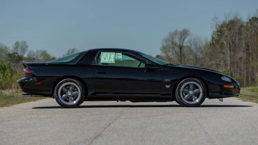 2001 Chevrolet Camaro SS 4th Gen - Image 2 of 27