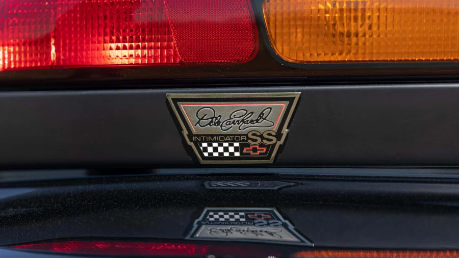 2001 Chevrolet Camaro SS 4th Gen - Image 19 of 27
