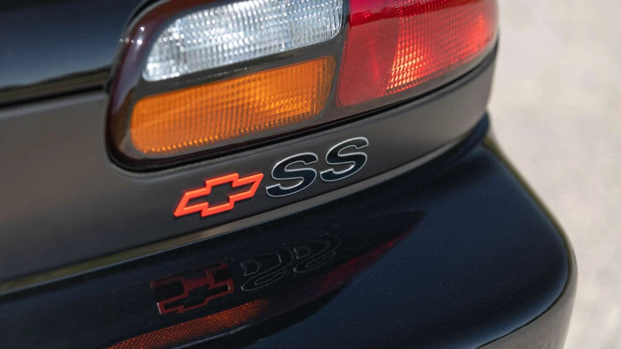 2001 Chevrolet Camaro SS 4th Gen - Image 23 of 27