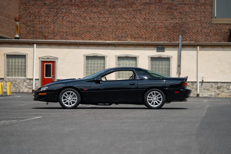 2001 Chevrolet Camaro SS 4th Gen - Image 9 of 16