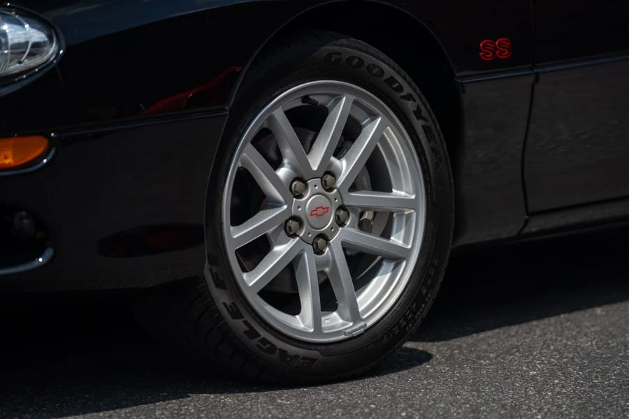 2001 Chevrolet Camaro SS 4th Gen - Image 5 of 16