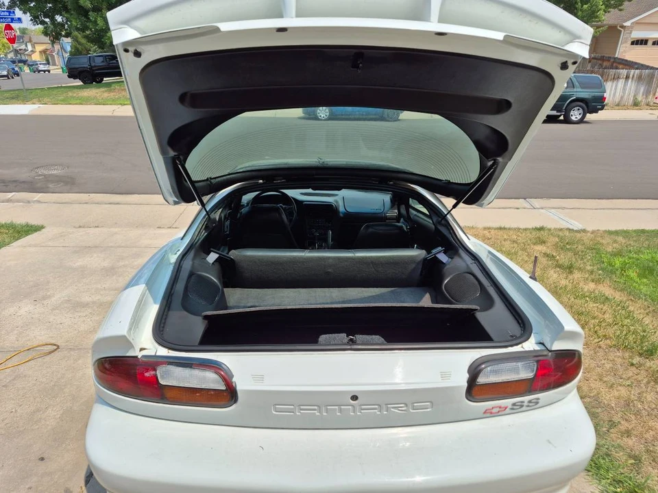 2001 Chevrolet Camaro SS 4th Gen - Image 9 of 21