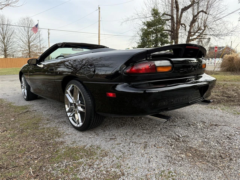2001 Chevrolet Camaro SS 4th Gen - Image 9 of 31