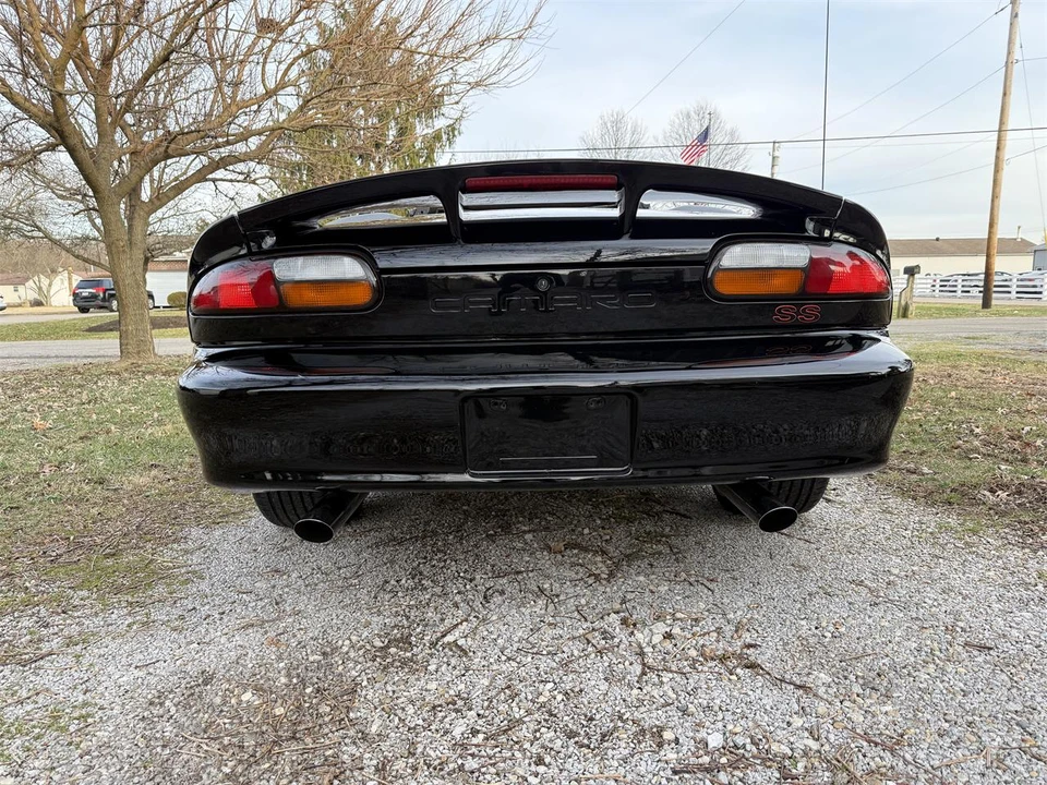 2001 Chevrolet Camaro SS 4th Gen - Image 10 of 31