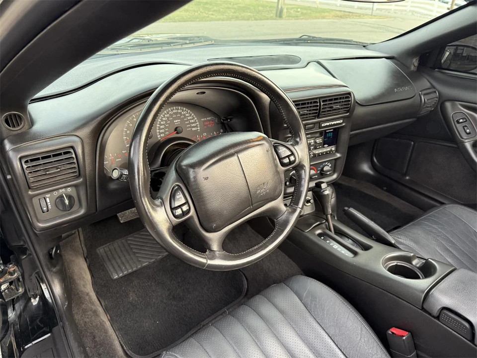 2001 Chevrolet Camaro SS 4th Gen - Image 15 of 31