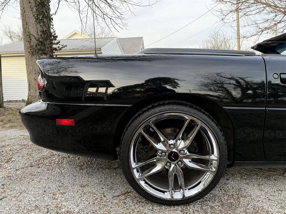 2001 Chevrolet Camaro SS 4th Gen - Image 17 of 31