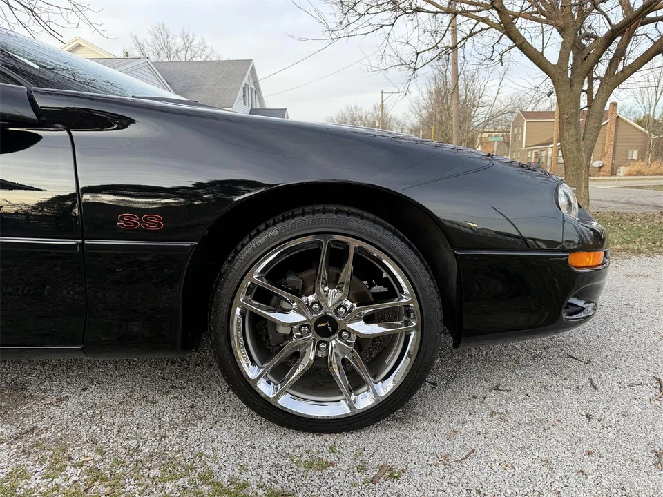 2001 Chevrolet Camaro SS 4th Gen - Image 21 of 31