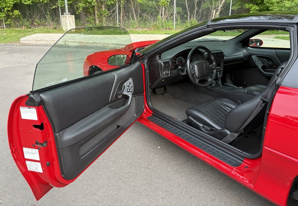 2001 Chevrolet Camaro SS 4th Gen - Image 11 of 24