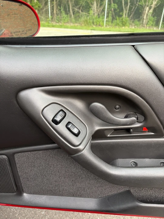 2001 Chevrolet Camaro SS 4th Gen - Image 18 of 24
