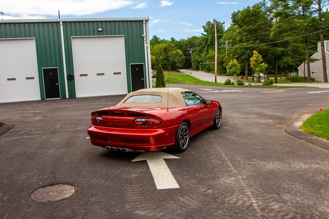 2001 Chevrolet Camaro SS 4th Gen - Image 19 of 31