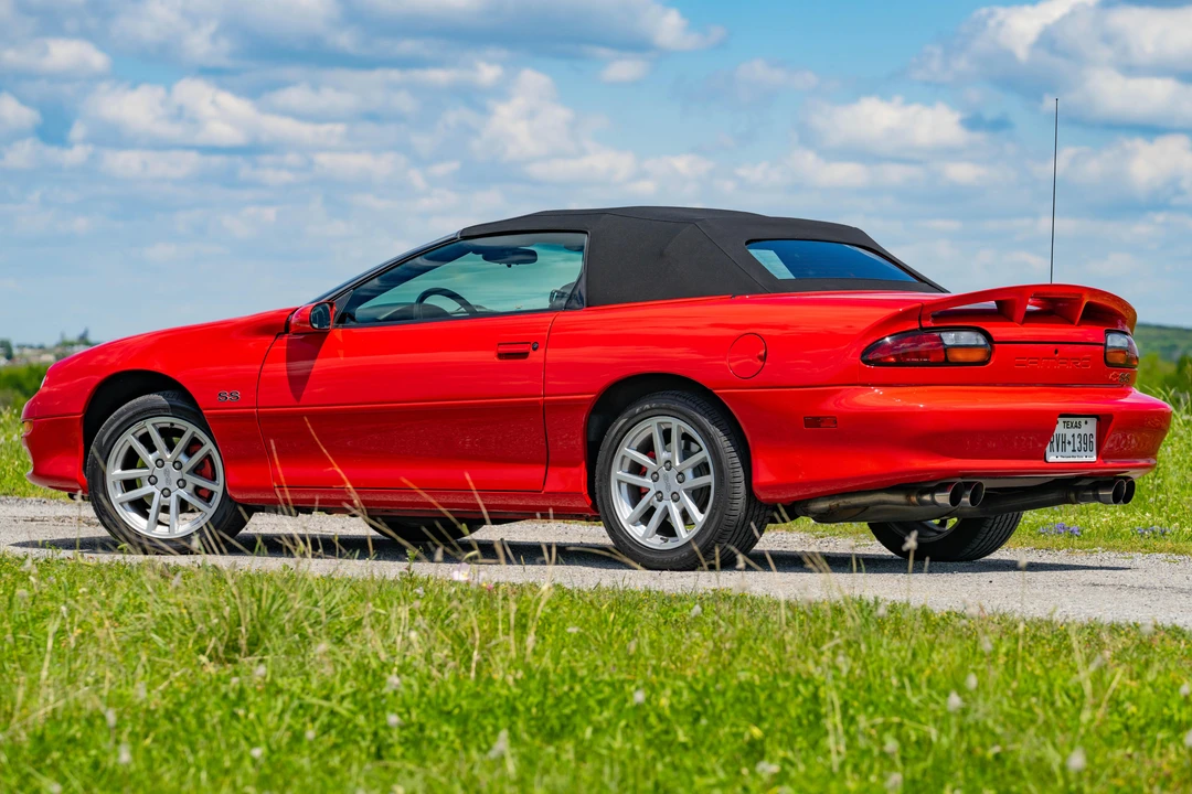 2001 Chevrolet Camaro SS 4th Gen - Image 4 of 31