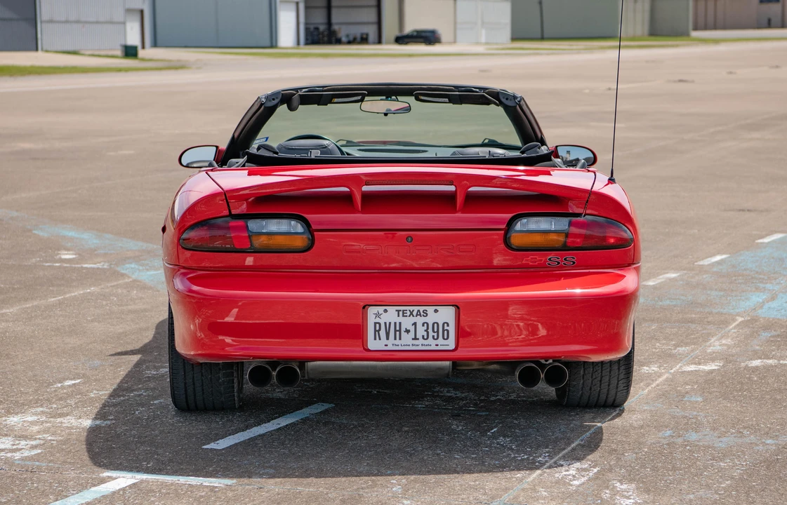2001 Chevrolet Camaro SS 4th Gen - Image 11 of 31