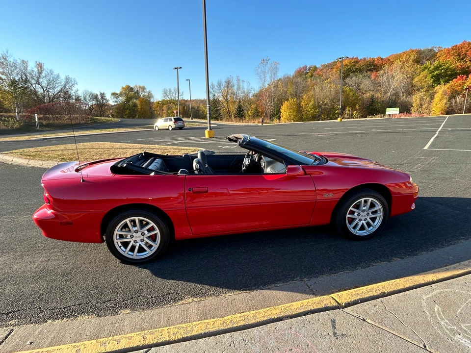 2001 Chevrolet Camaro SS 4th Gen - Image 11 of 31