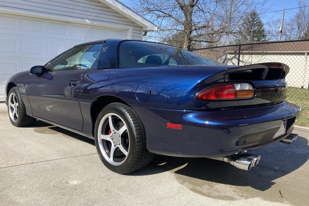 2001 Chevrolet Camaro SS 4th Gen - Image 4 of 5